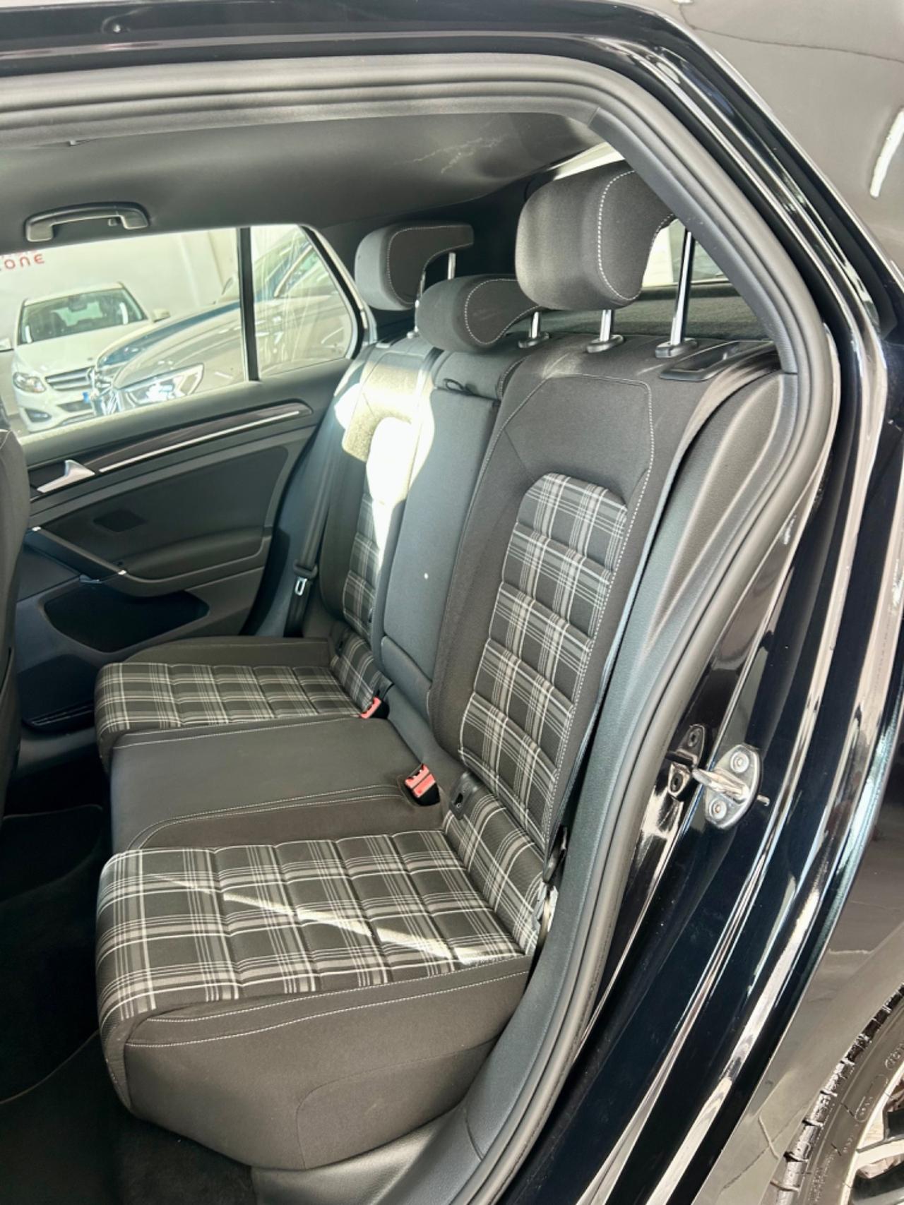 VW Golf 7 GTD 2.0 TDI DSG 5p FINANZIABILE