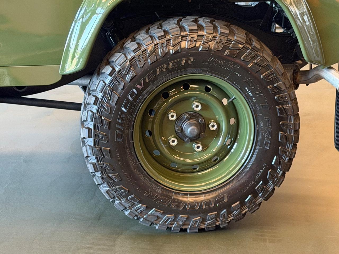 Land Rover Defender 90 diesel Soft-top 19J