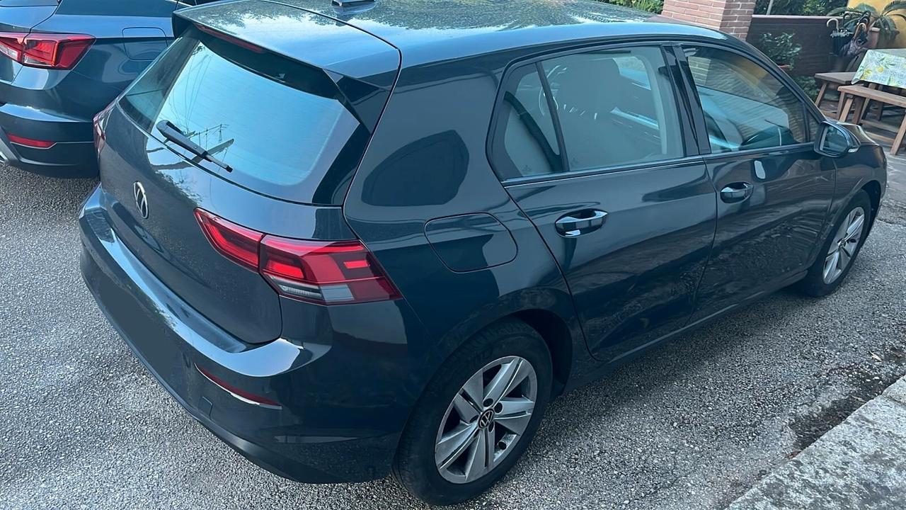 Volkswagen Golf 1.5 TGI DSG Style UNIPROPRIETARIO