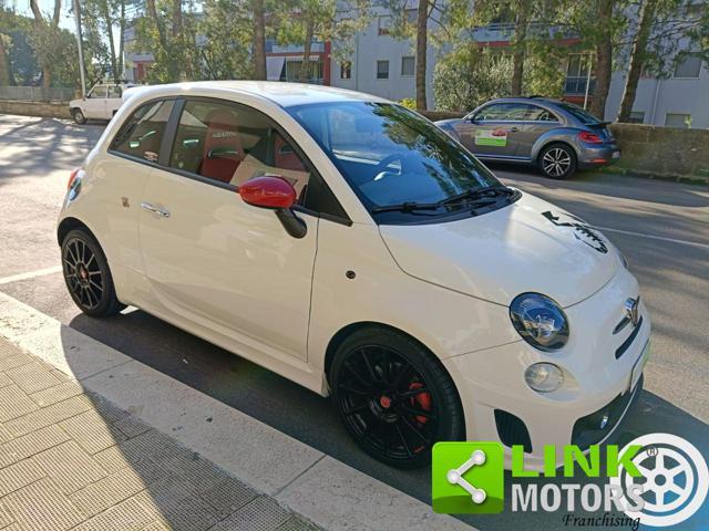 ABARTH 500 1.4 Turbo T-Jet esseesse