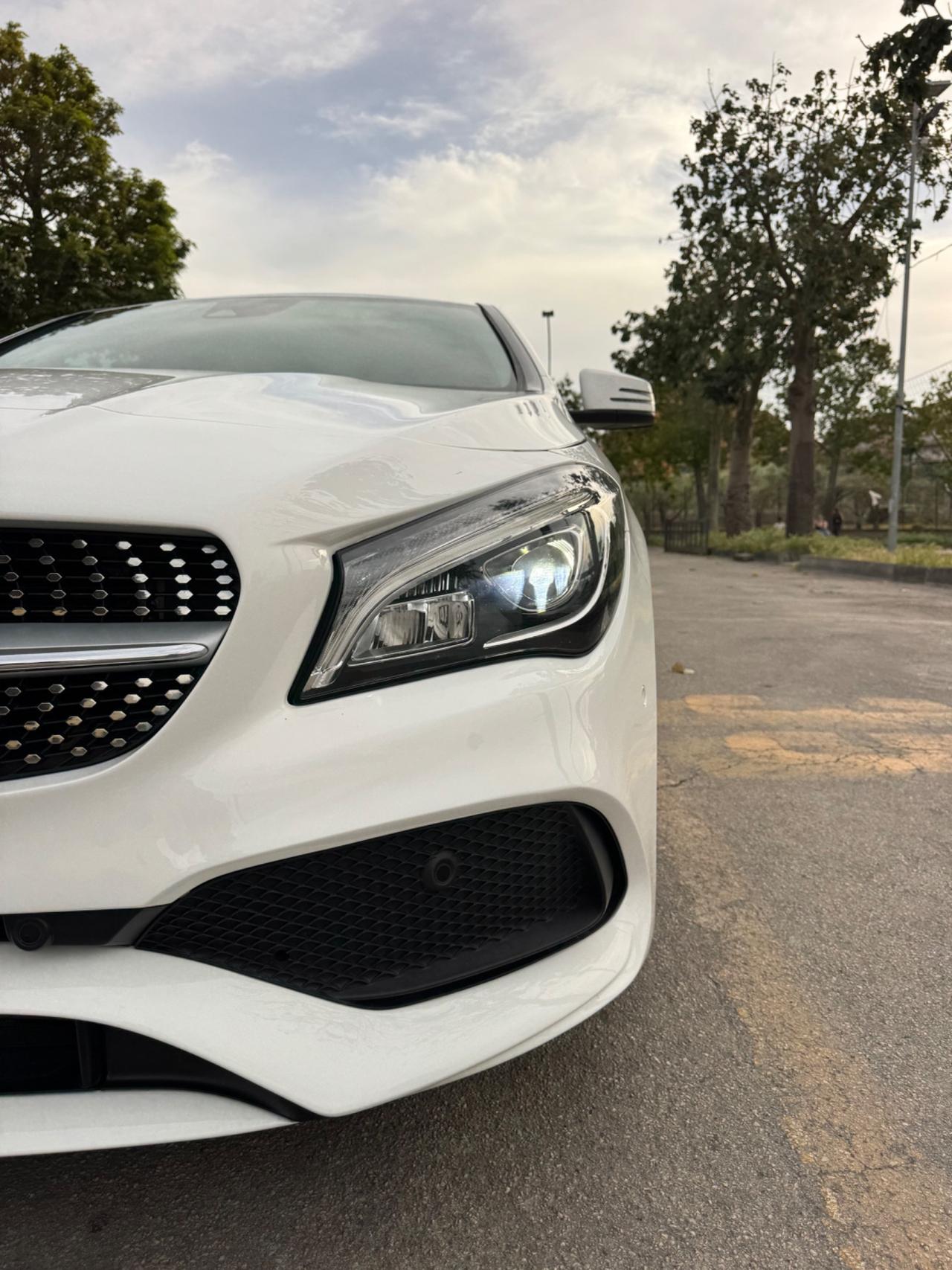 Mercedes CLA 200 d PREMIUM AMG
