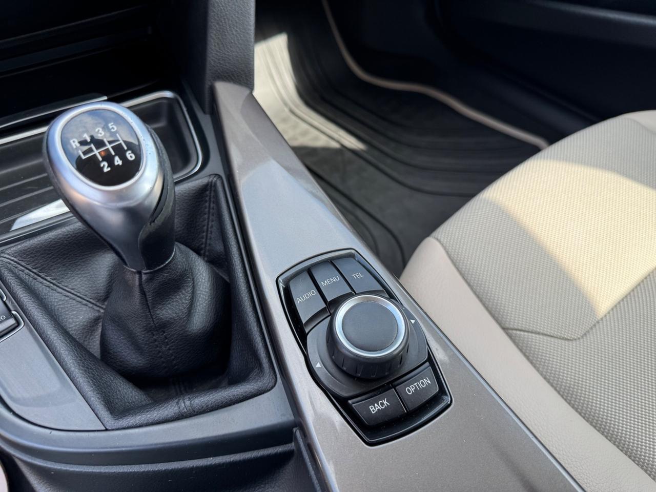 Bmw 320d 116cv Touring Modern NEOPATENTATI