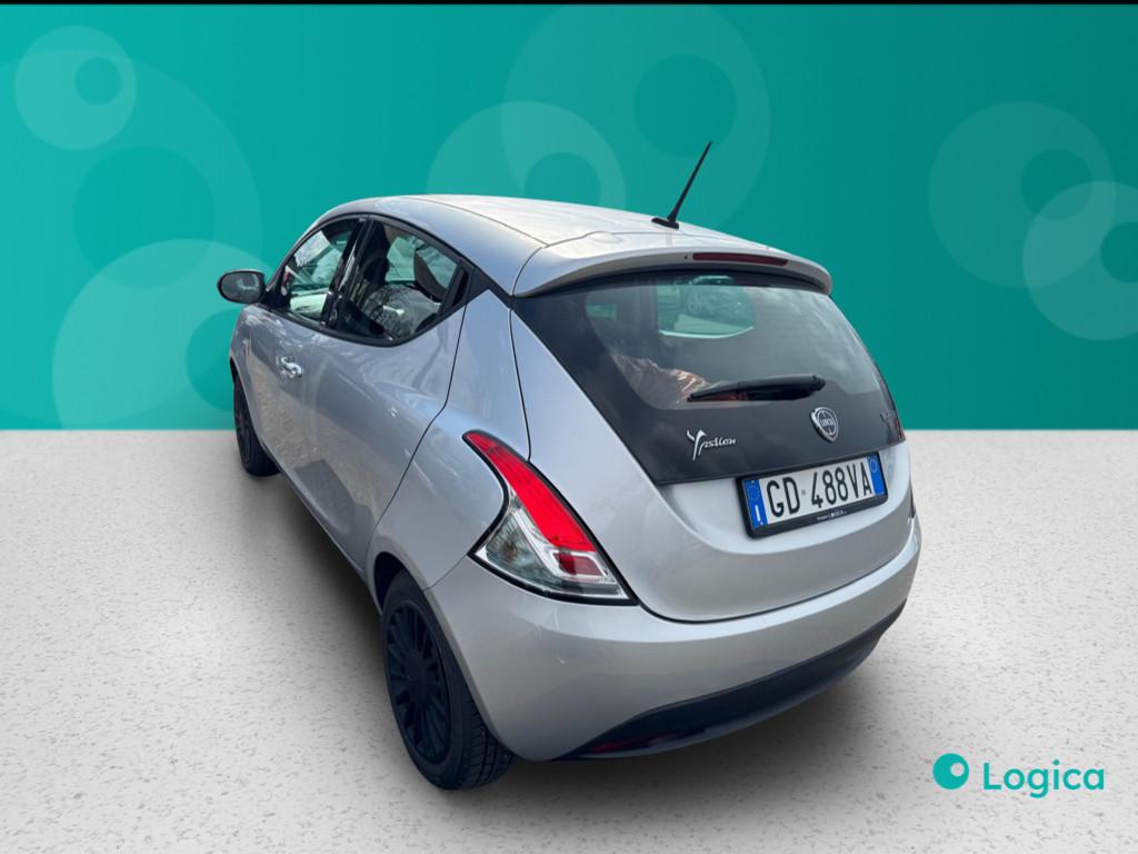 LANCIA Ypsilon III 2021 - Ypsilon 1.0 firefly hybrid Silver s&s 70c