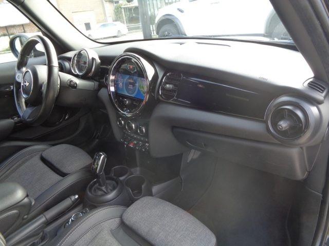 MINI Cooper 1500 5PORTE 136CV AUTOM APPLECARP NAV PDC"17