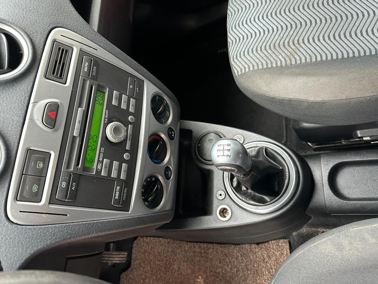 Ford Fusion 1.4 GPL (12 RATE)