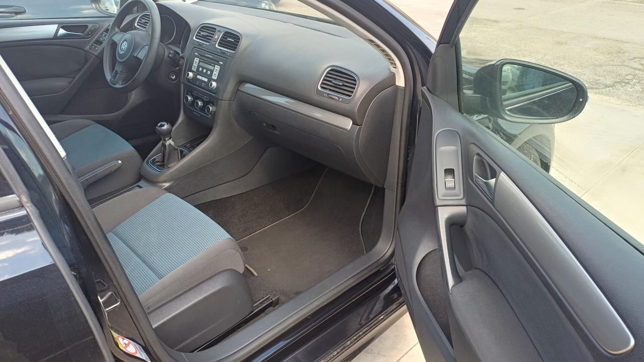 Volkswagen Golf 1.6 TDI DPF 5p. Sport Edition 2011