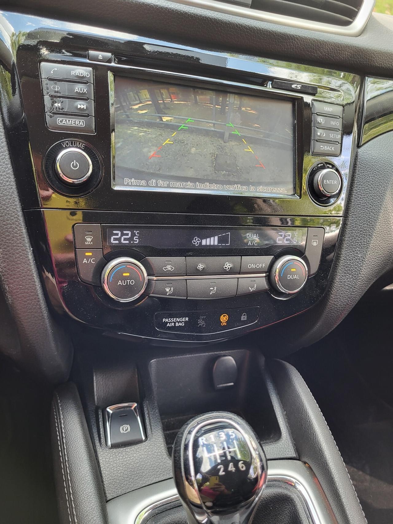 Nissan Qashqai 1,5 dCi-UNICO PROPR-NAVI-TELECAMERA