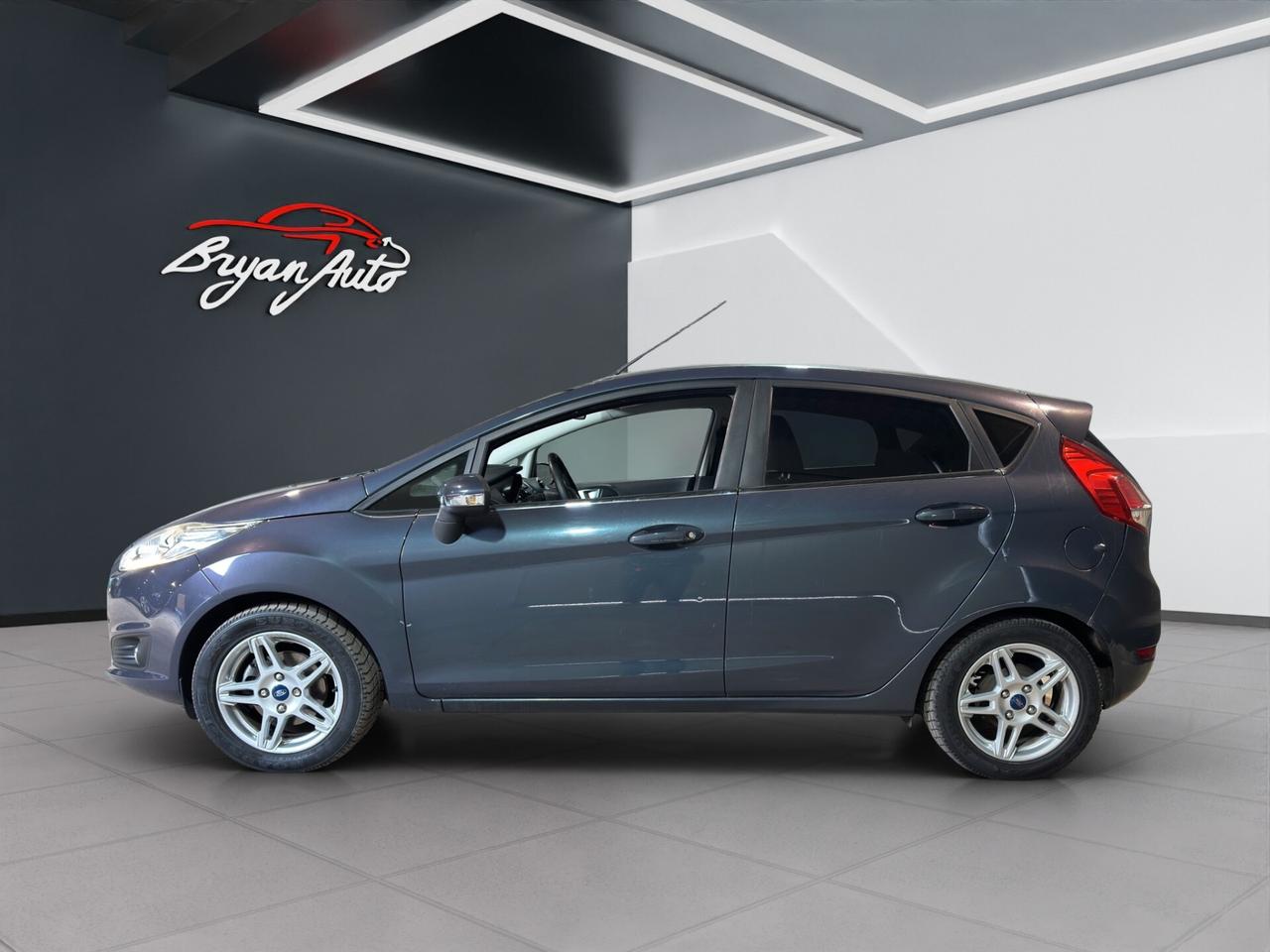 Ford Fiesta 1.5 TDCi 75CV 5 porte Titanium