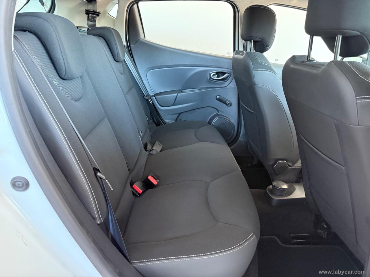 RENAULT Clio dCi 8V 75CV 5p. Moschino Zen