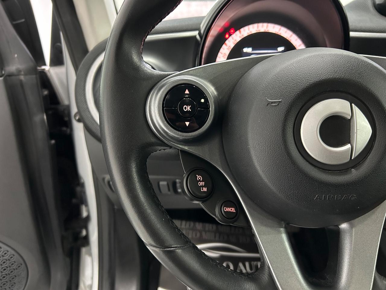 Smart ForTwo 1.0cc 71cv Passion Automatica