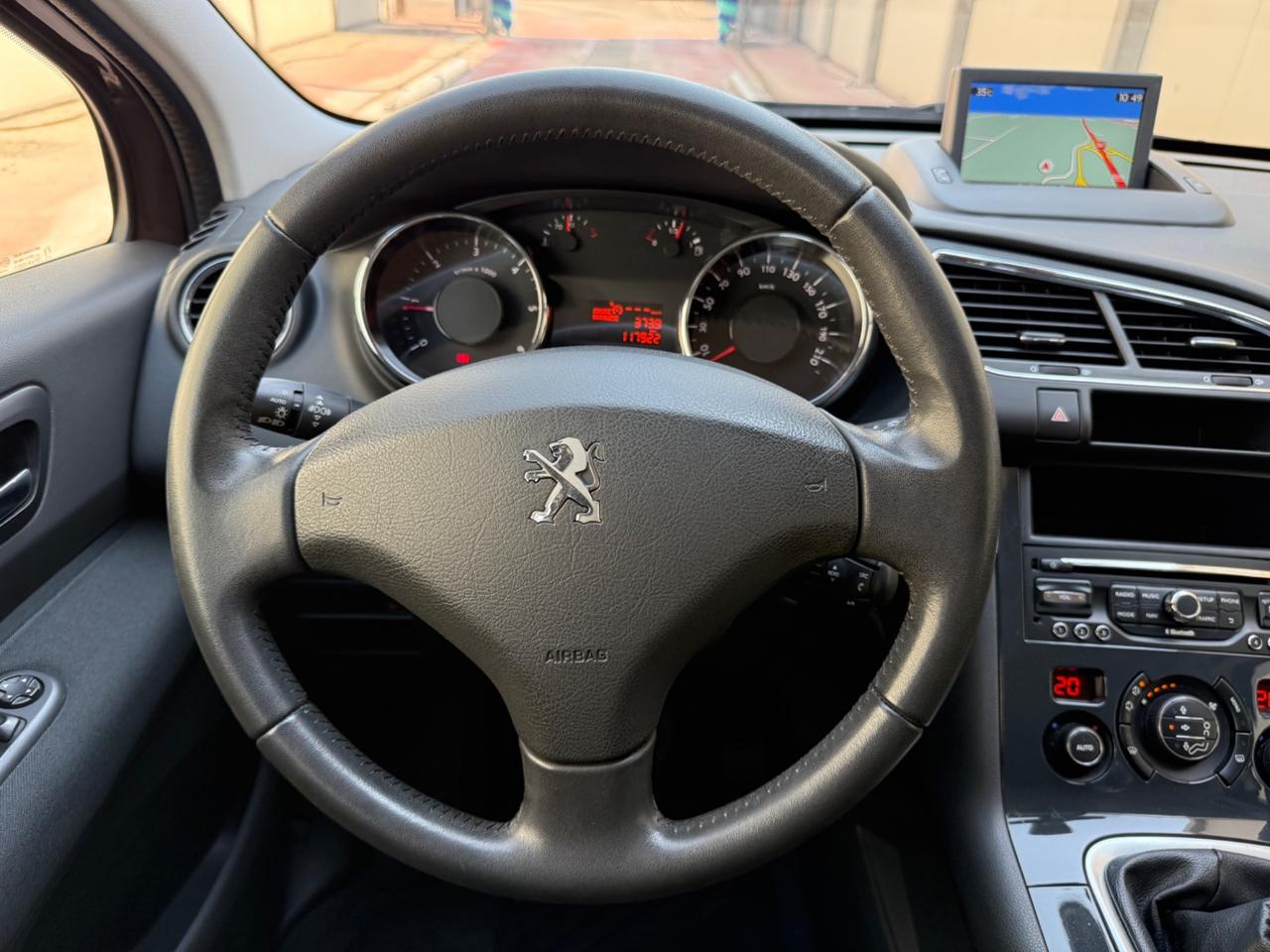 Peugeot 3008 1.6 HDi 115CV Active