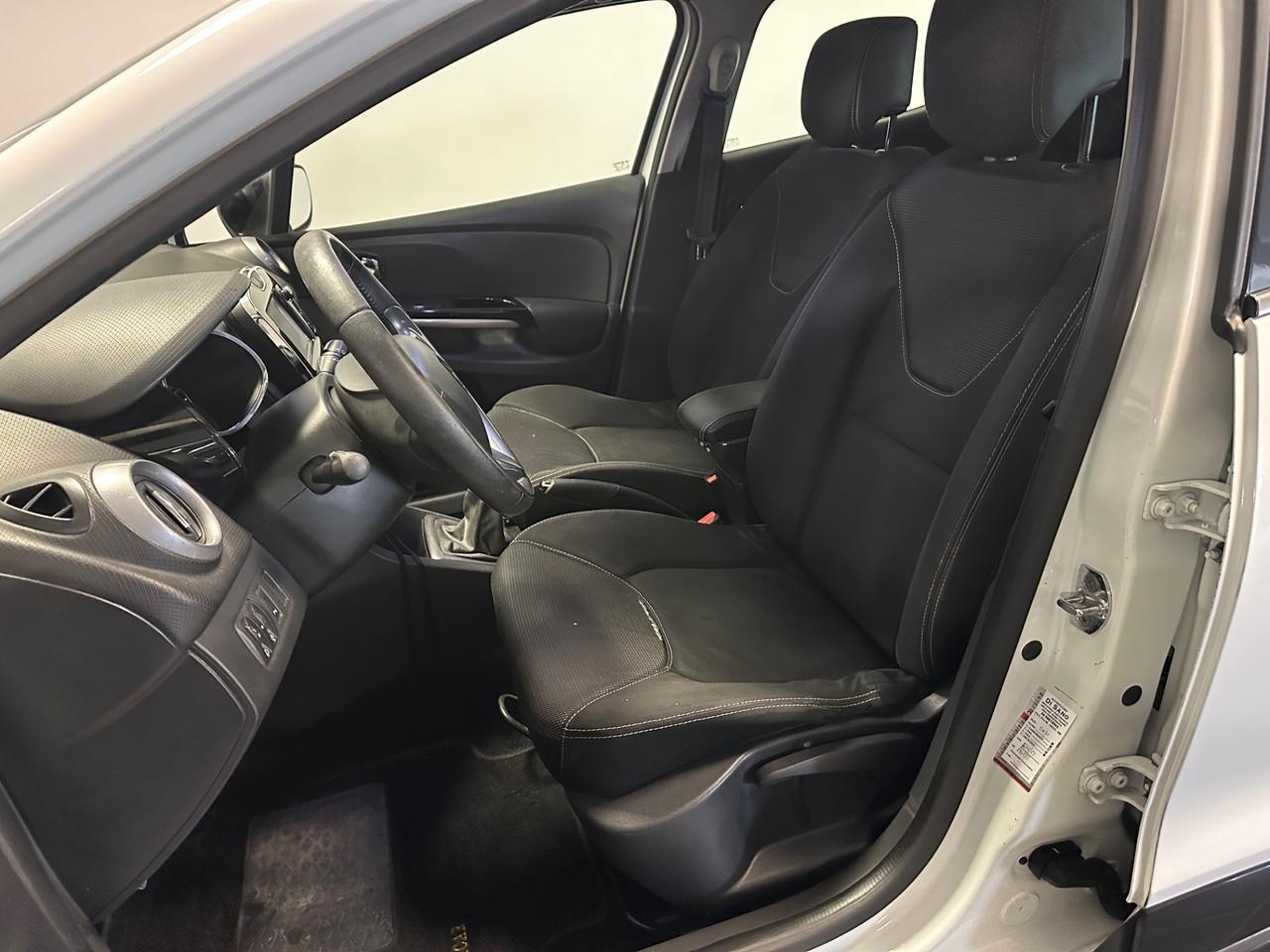 RENAULT CLIO 1.5 DCI 75CV NEOPATENTATI Costume National