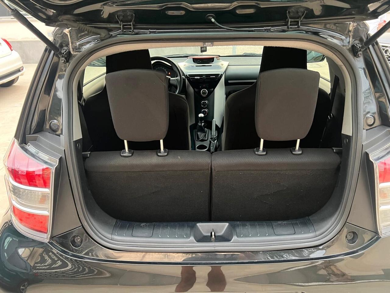 Toyota iQ 1.0 Sol