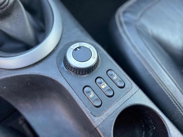 NISSAN Qashqai 2.0 dCi DPF 4WD Tekna