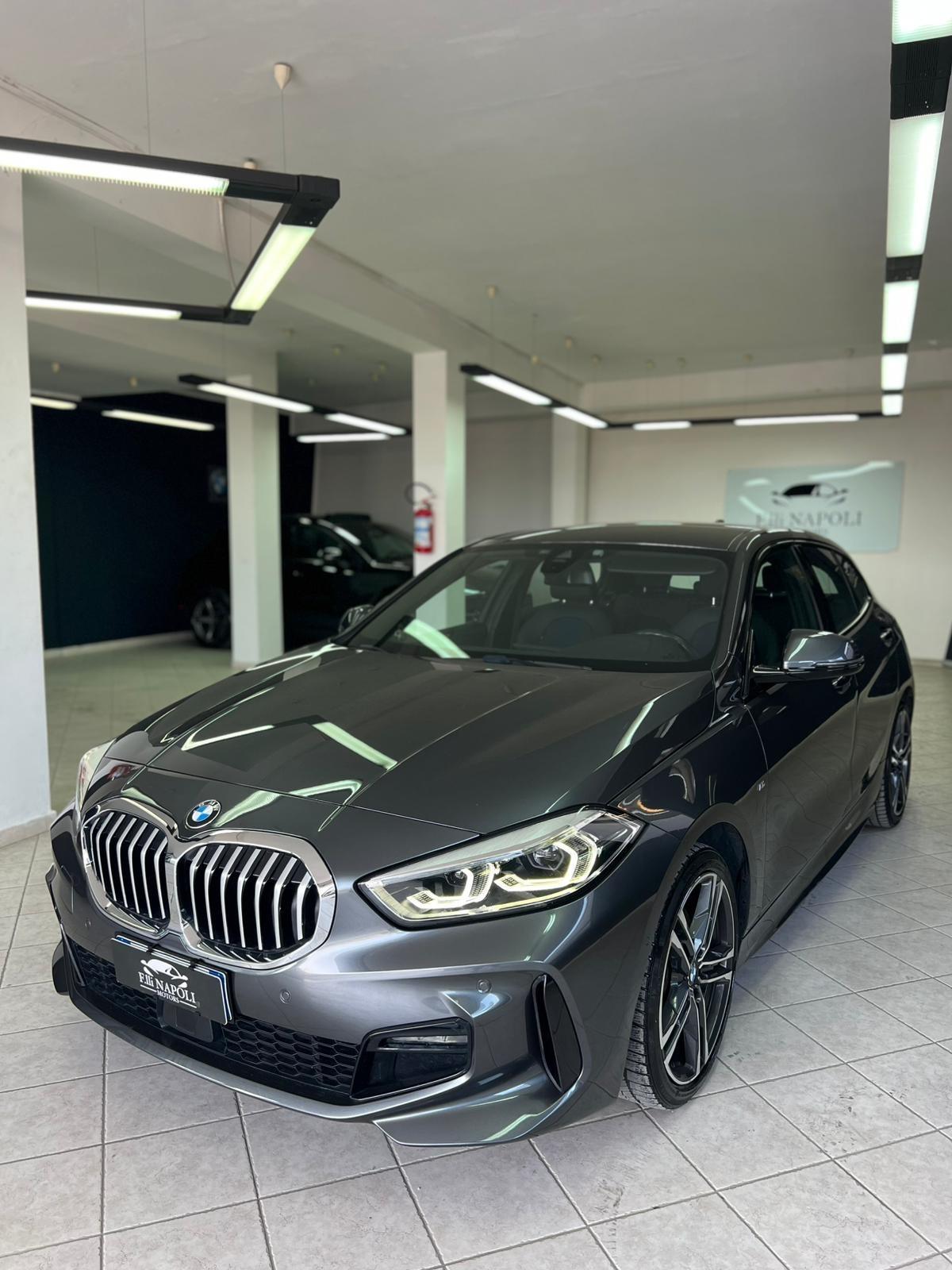 Bmw 118 118d 5p. Msport