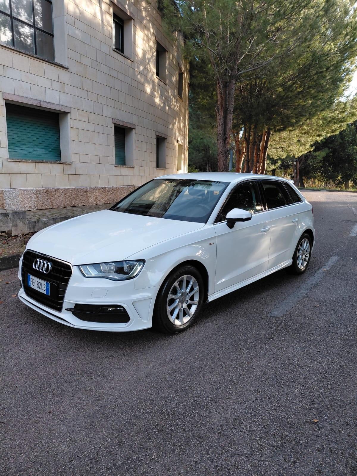 Audi A3 SPB 1.6 TDI clean diesel quattro Ambition