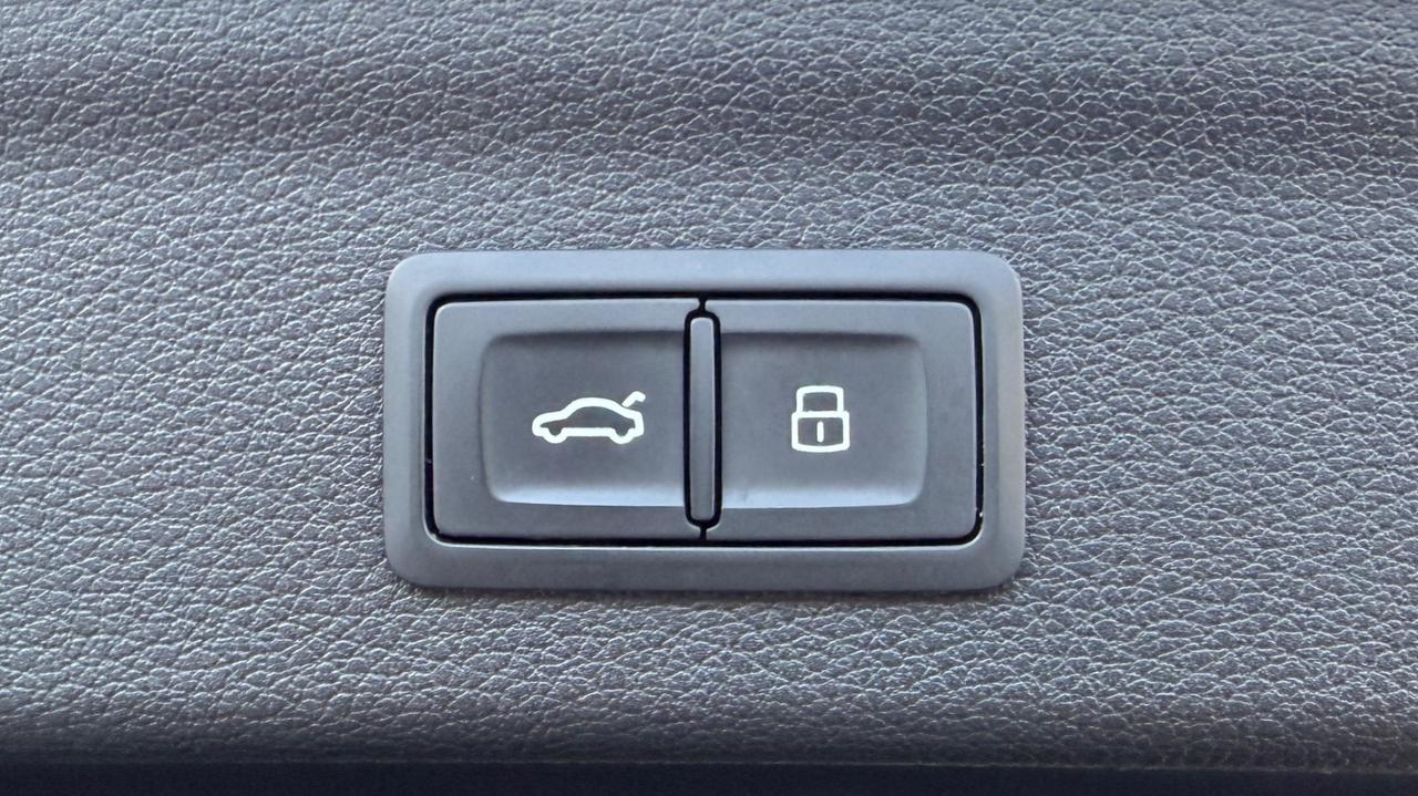 AUDI Q3 QUATTRO 40 2.0 S-LINE S-TRONIC AT7 TFSI 190 CV - VIRTUAL COCKPIT, TETTO, PACCHETTO LUCI