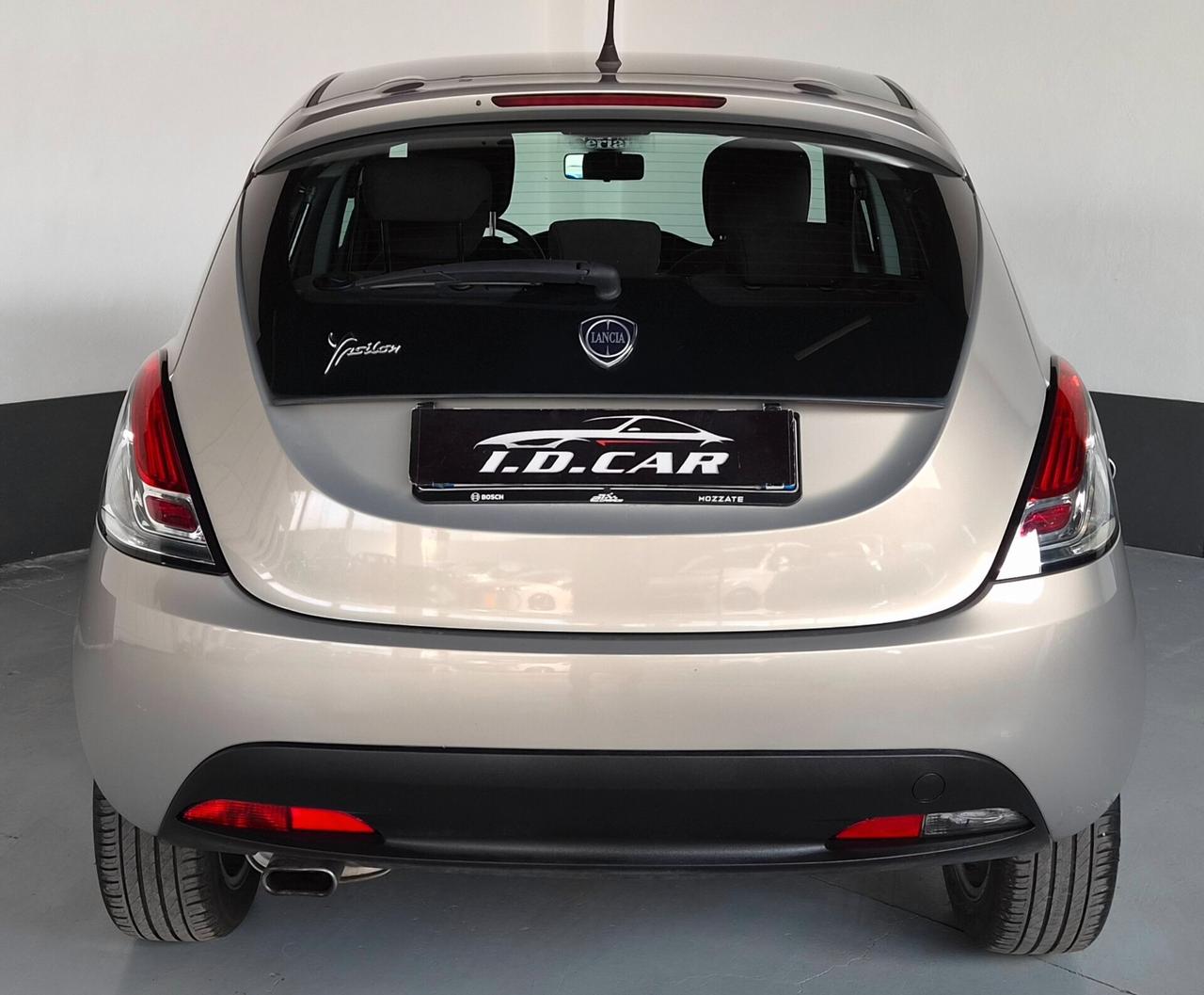 Lancia Ypsilon 1.2 69 CV 5 porte S&S Gold