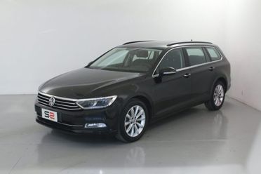 VOLKSWAGEN Passat Variant 2.0 TDI DSG Business BlueMotion Tech Fari LED