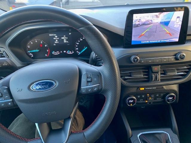 FORD Focus V 2022 - Focus 1.0 ecoboost h ST-Line Design 125cv