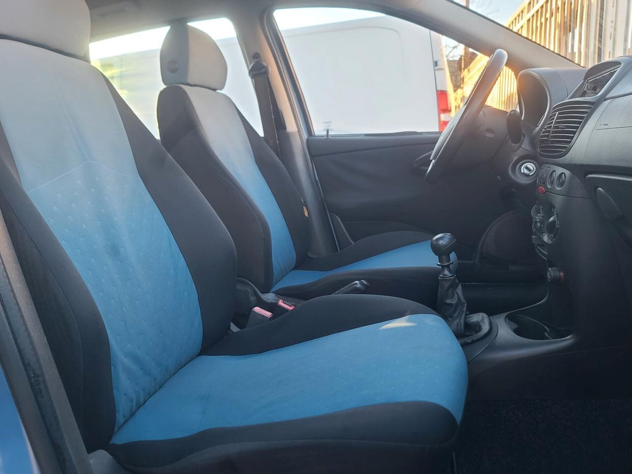 Fiat Punto 1.200 BENZ 5P X NEOPATENTATI