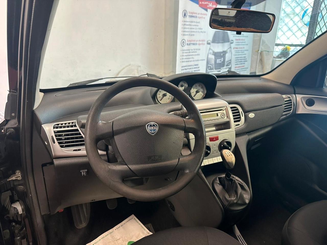 Lancia Ypsilon 1.4 Platino Ecochic GPL