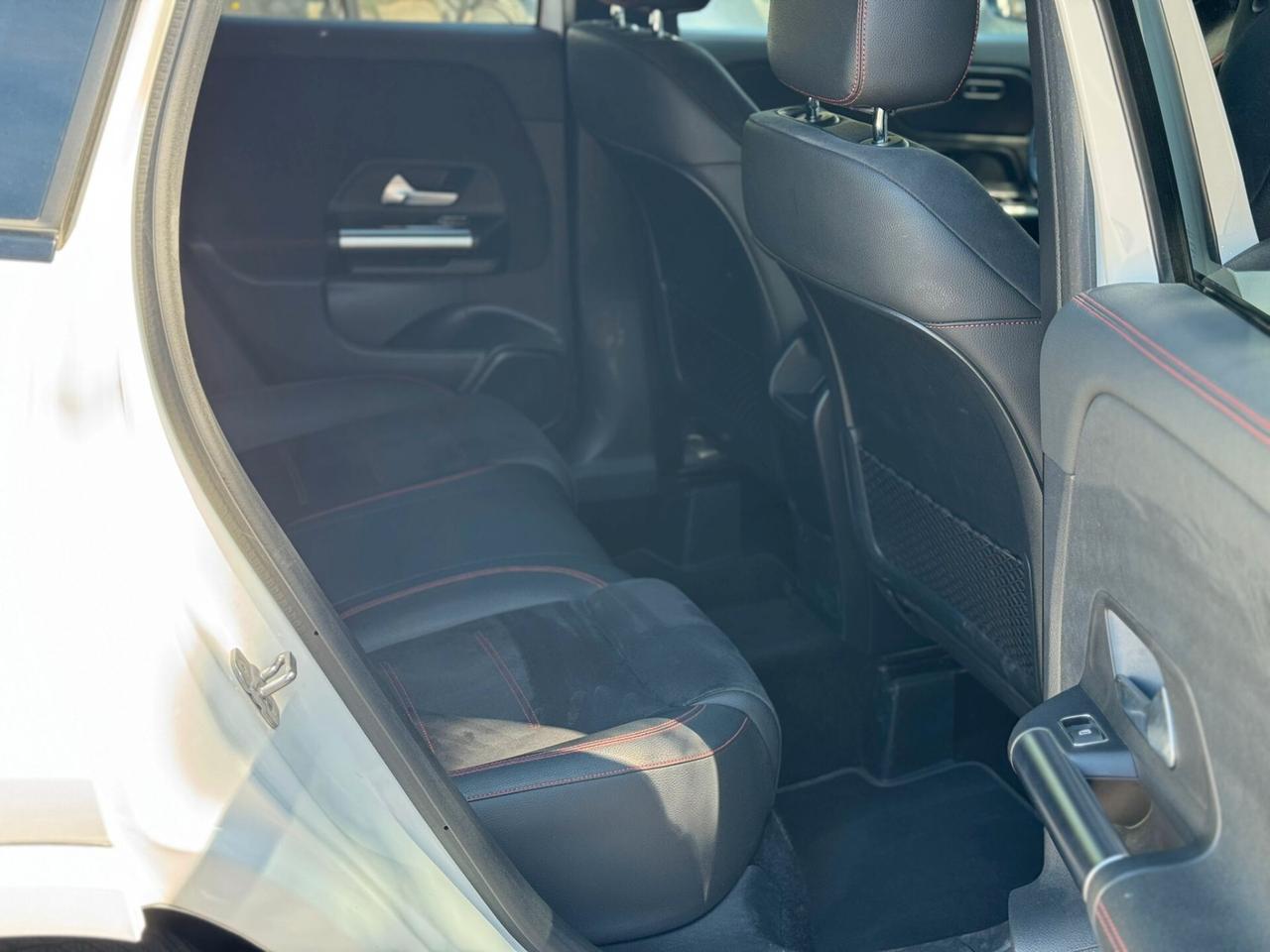 Mercedes-benz GLA 180 d Automatic AMG Line Premium Plus