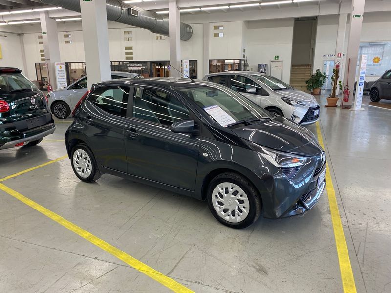 Toyota Yaris  1.5 Hybrid 5 porte Style