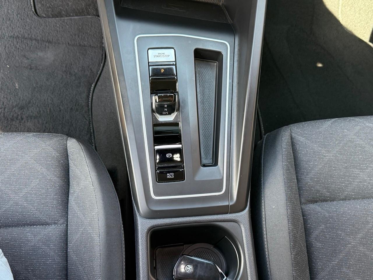 VW Golf 2.0 TDI DSG Life/TG UFFICIALI/UNIPRO