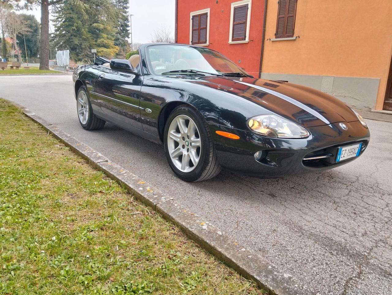 Jaguar XK8 Mod usa