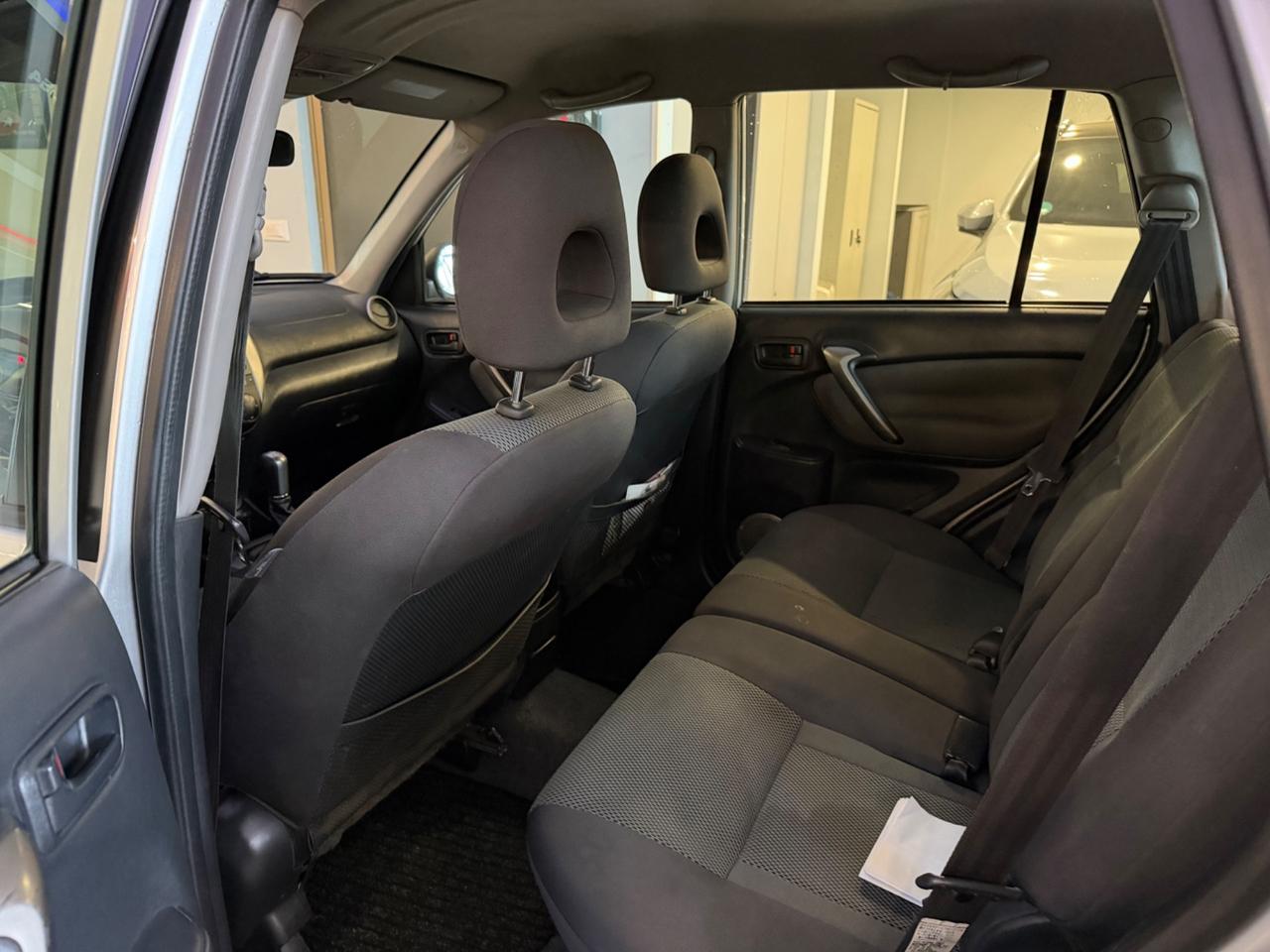 Toyota RAV4 2.0 Tdi D-4D cat 5 porte Sol