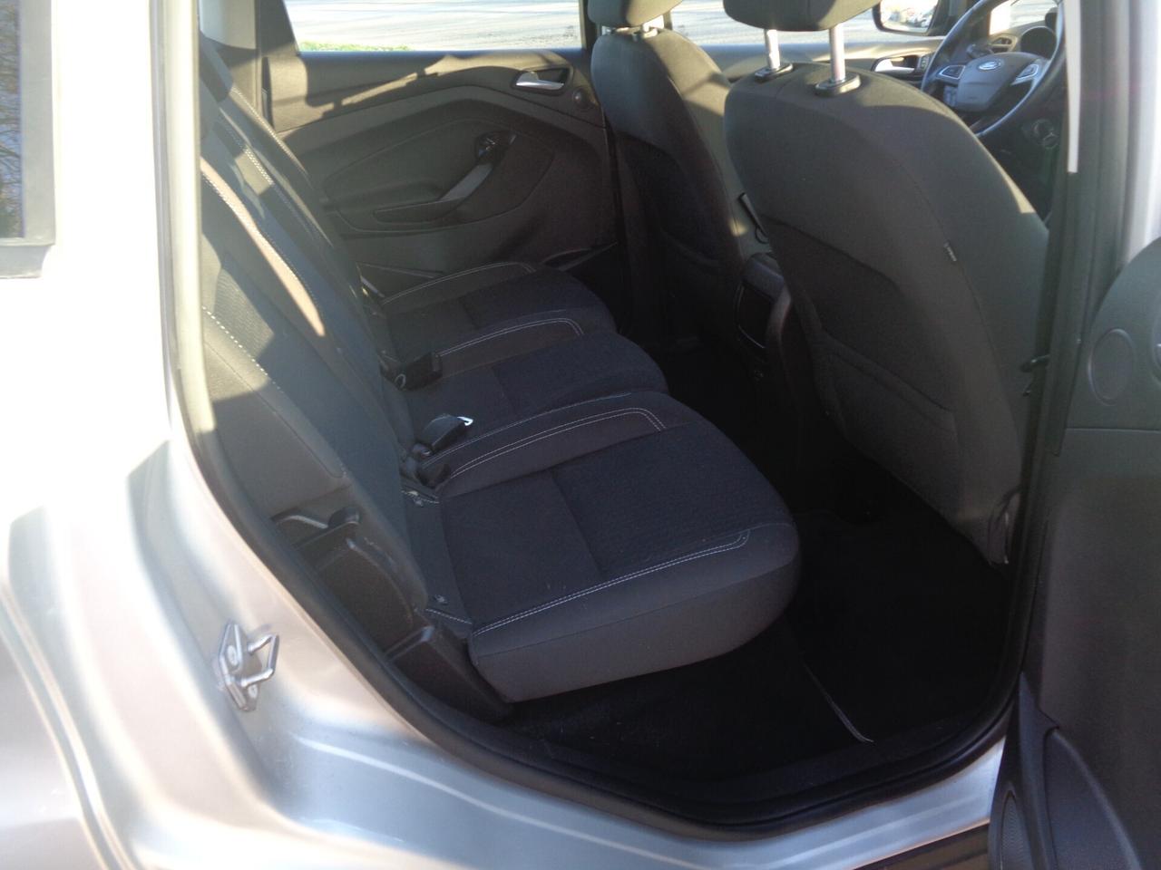 Ford C-Max 1.5 TDCi 95CV full da vetrina