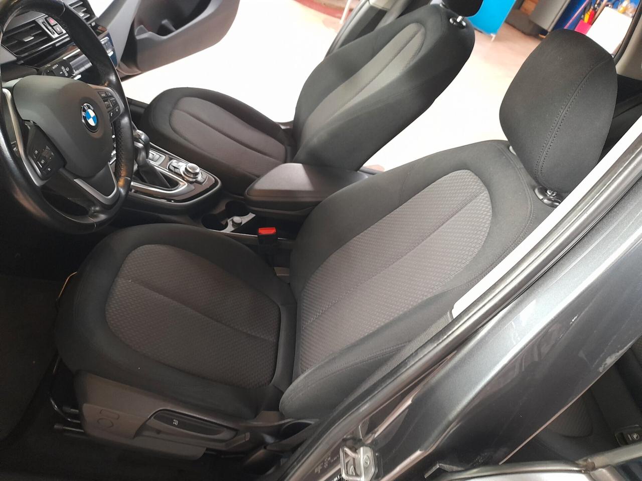 Bmw 2er Active Tourer 218d Advantage