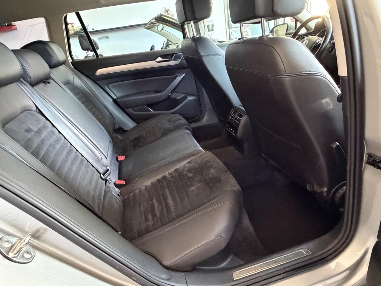 Volkswagen Passat 2.0 TDI DSG Executive 12 Mesi Garanzia