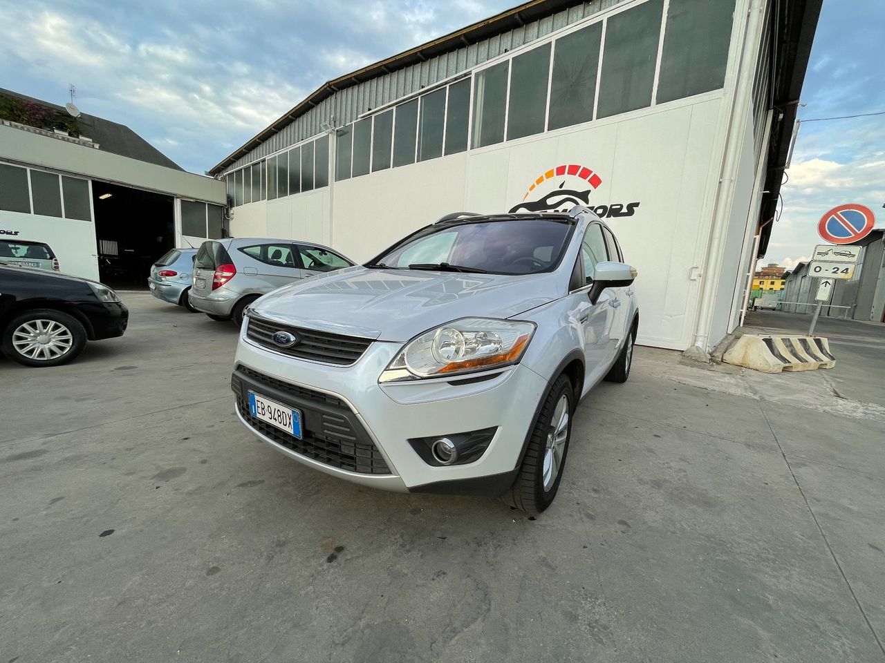 Ford Kuga 2.0 TDCi 136 CV nuova Titanium Tetto