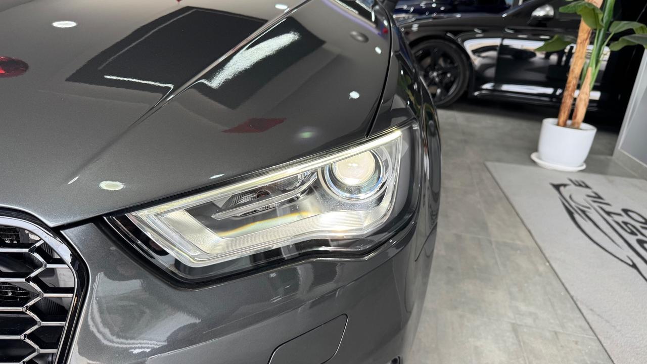 Audi A3 SPB 2.0 TDI 184 CV S-Line-2016