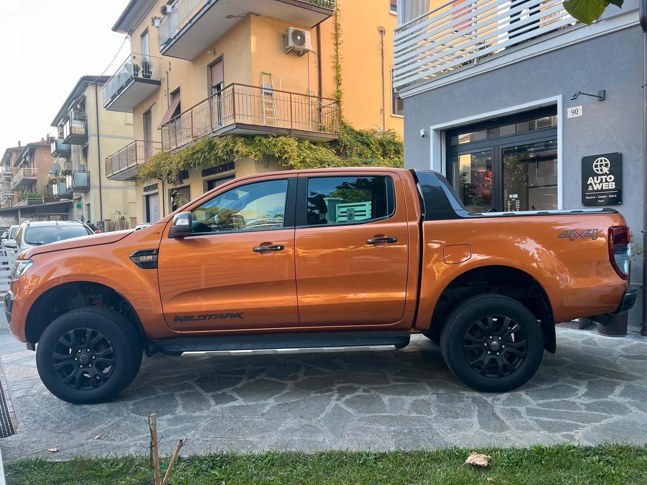 FORD RANGER 2.2 TDCi WILDTRAK PICK UP LUNGO CABINA