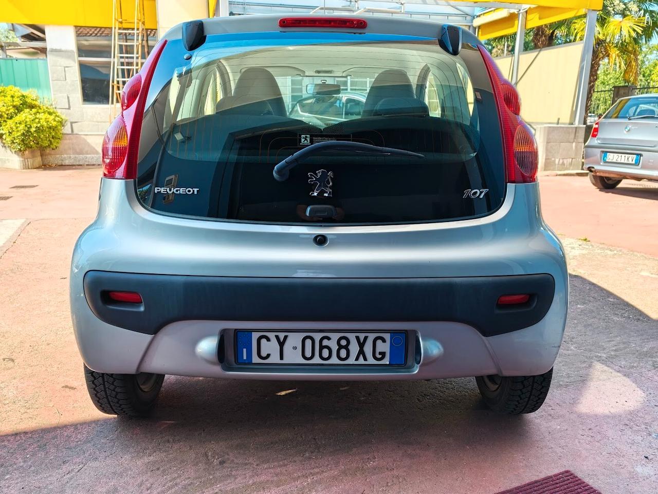 Peugeot 107 1.0 68CV UNICO P. SOLO 25MILA KM!!!!!!!!!!!!