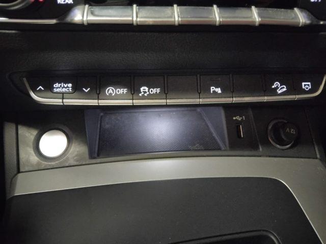 AUDI Q5 SPORTBACK 40 TDI quattro S tronic S line MHEV 19"