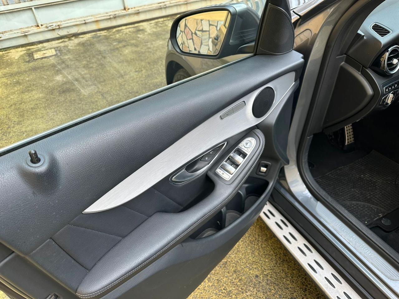 Mercedes-benz GLC 220 d Premium 4matic auto