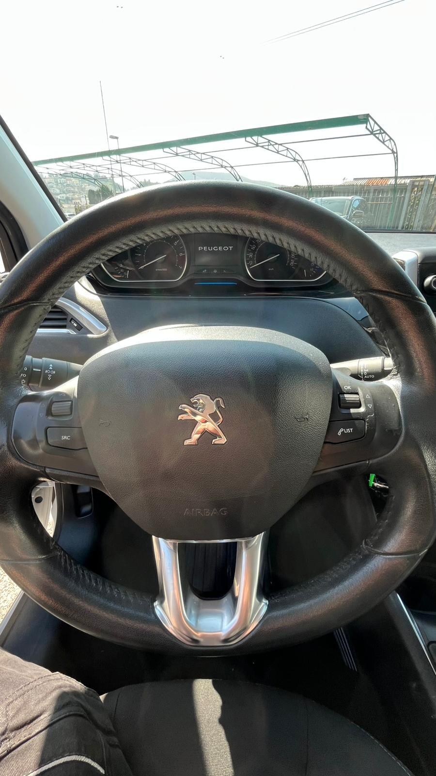 Peugeot 208 1.4 VTi 95 CV 5p. GPL Allure