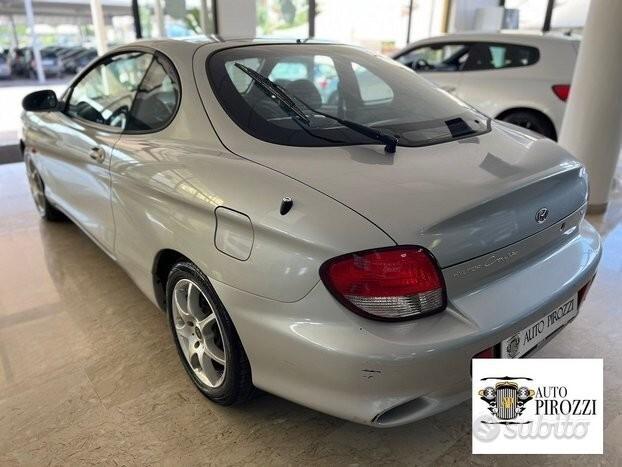 HYUNDAI COUPE 2.0FX del 2000 con soli 101000KM