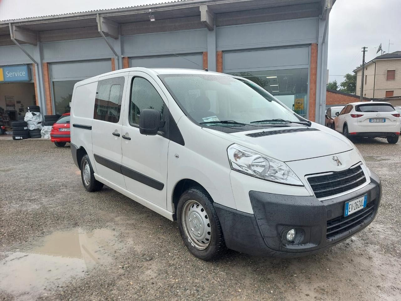 Peugeot Expert Tepee Mix 2.0 HDi 128CV AUTOCARRO 6 POSTI