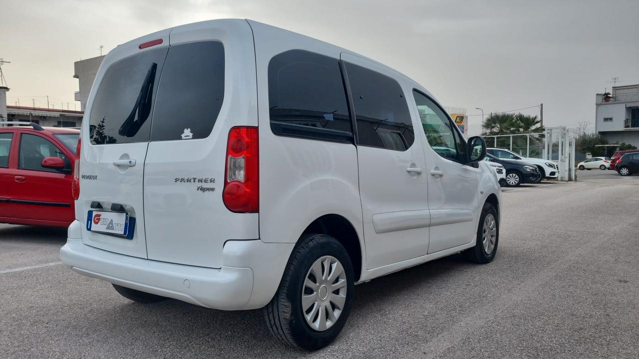 Peugeot Partner Tepee 1.6 HDi 92CV-68KW-IVA-DETRAIBILE