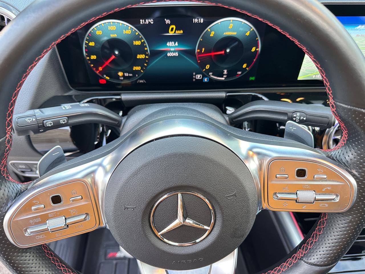 Mercedes-benz GLA 200 AMG PLUS-2022 MULTIBEAM/AMBIENT/19"