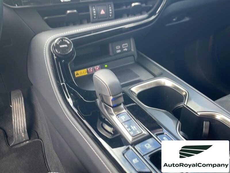 Lexus NX Hybrid Business+ 4WD IVA ESPOSTA KM 13900