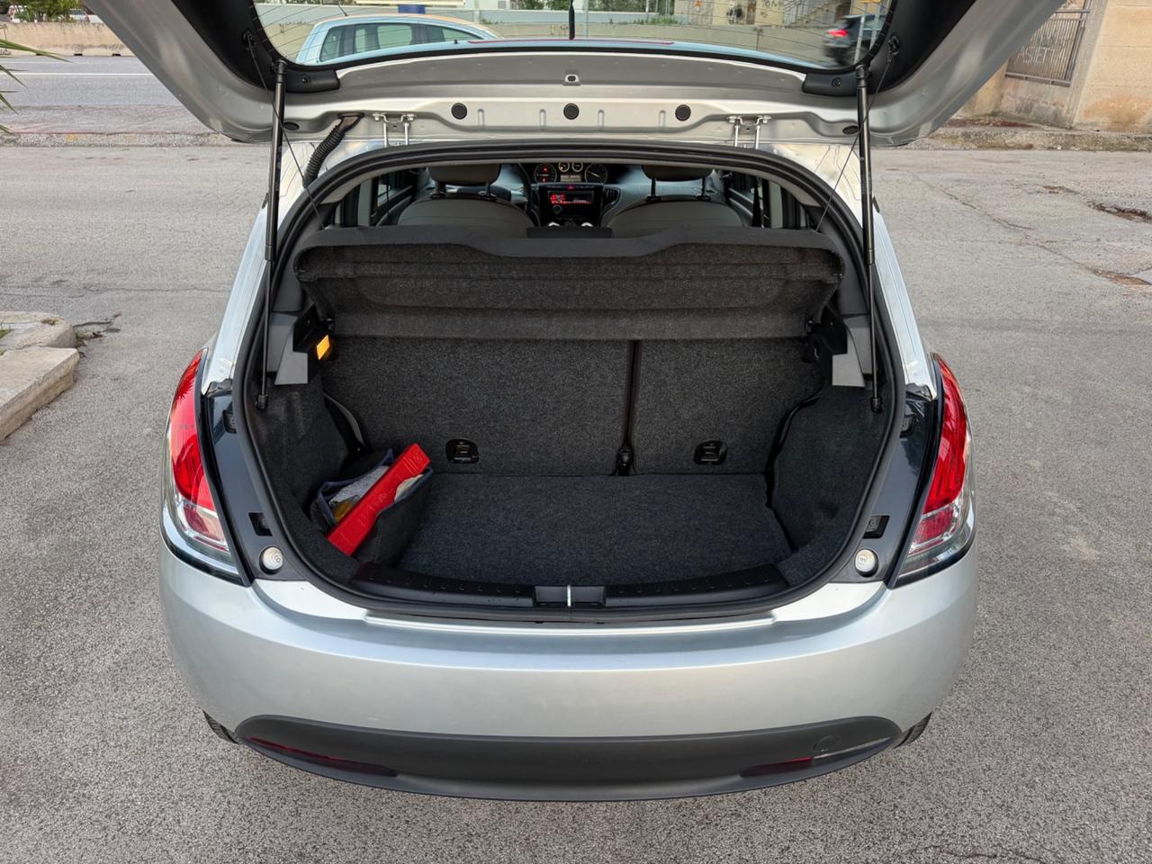 Lancia Ypsilon 1.2 benz 69 CV GPL casa madre 2013