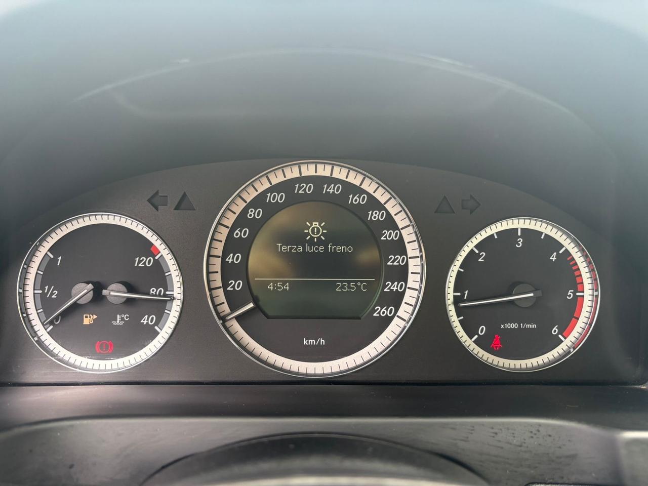 Mercedes-benz C 200 CDI 2009 2.2 DIESEL 136CV 271.000 KM