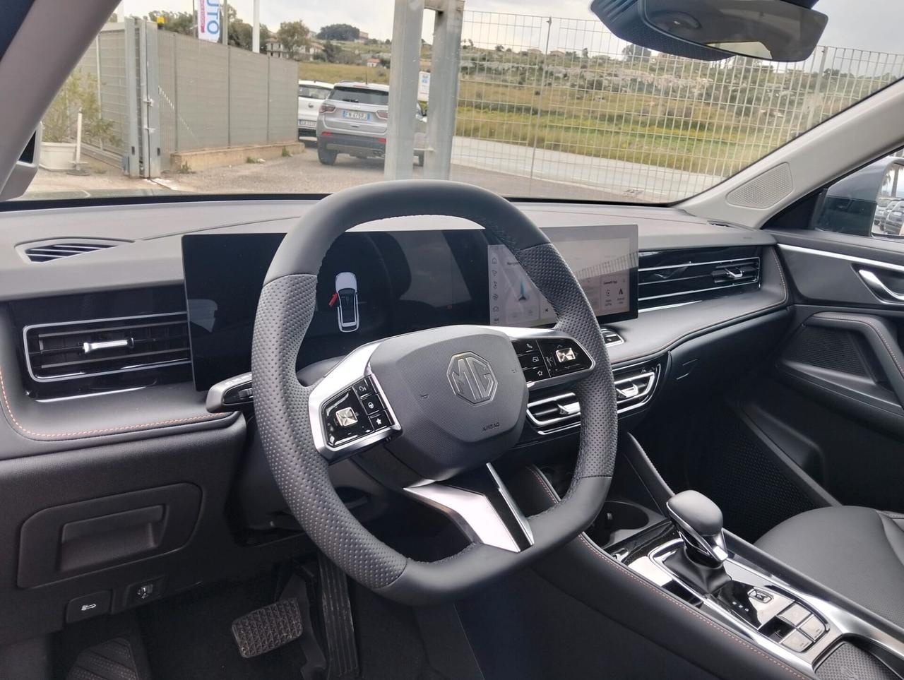 Mg HS HEV Luxury 224CV KM 0 7 ANNI GARANZIA UFFICIALE