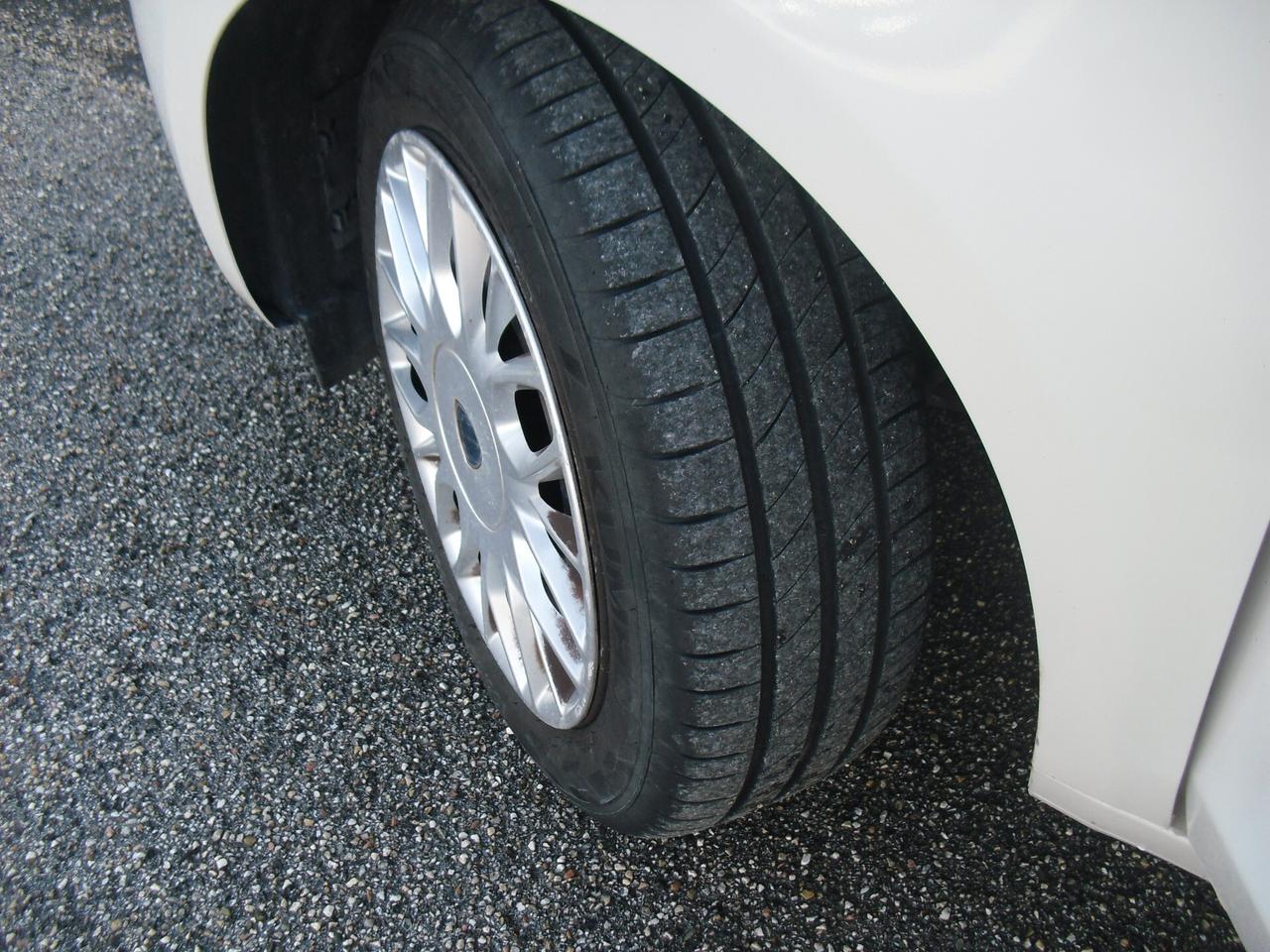 Lancia Ypsilon 1.2 69 CV 5 porte Silver, OTTIME CONDIZIONI, UNIPRO'!!